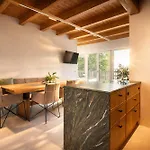 Σπίτι διακοπών Penthouse N'4 - Rooftop Terrace, Sauna & Whirlpool Access Kramsach