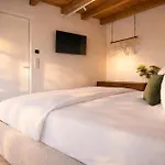 Σπίτι διακοπών Penthouse N'4 - Rooftop Terrace, Sauna & Whirlpool Access *