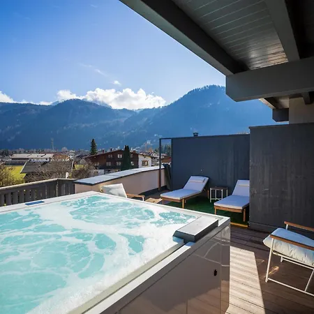 Apartment Penthouse N'4 - Rooftop Whirlpool & Mountain View By Alpenluxus *