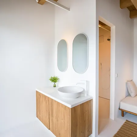 Penthouse N'4 - Rooftop Terrace, Sauna & Whirlpool Access *