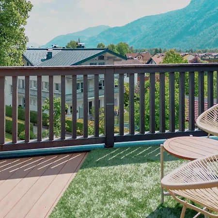 Apartment Penthouse N'4 - Rooftop Whirlpool & Mountain View By Alpenluxus *