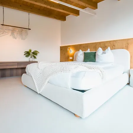 Penthouse N'4 - Rooftop Whirlpool & Mountain View By Alpenluxus Apartment