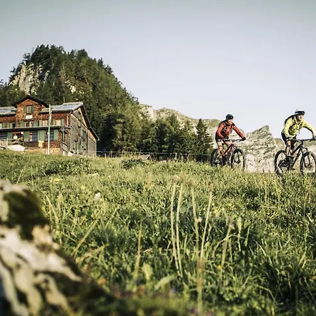 Penthouse N'4 - Alpenluxus Collection アパート クラムザッハ