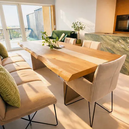 Penthouse N'4 - Rooftop Terrace, Sauna & Whirlpool Access Nyaraló